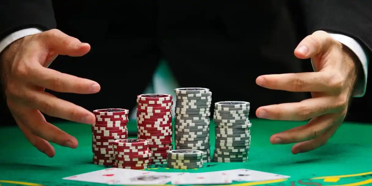 e-wallet dan mobile banking untuk kemudahan akses Metode GoPay dan OVO di platform galaxy77 bet